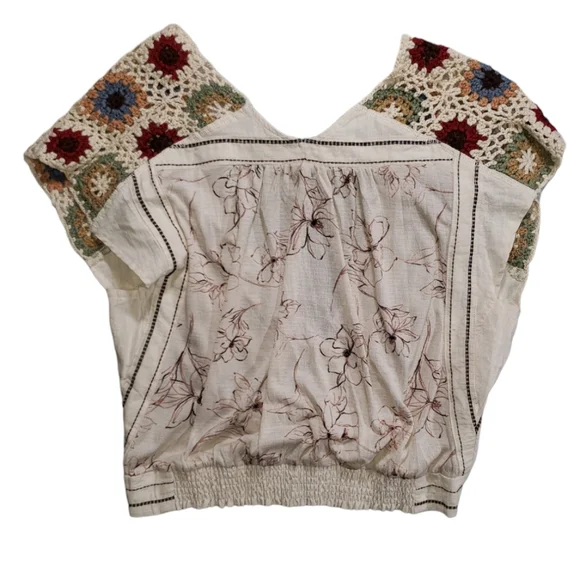 Gimmicks Crochet Kint Surplice Top Size S - Picture 7 of 8